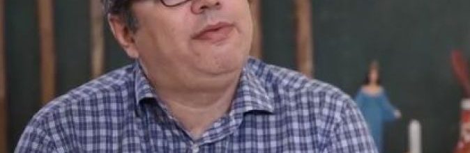 João Emanuel Carneiro pode voltar a escrever para o horário das sete - Bastidores