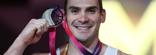 Após duas edições sem medalha, Zanetti ganha prata no Mundial de Doha