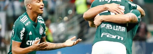 Palmeiras x América: Time paulista goleia, mas tem título adiado
