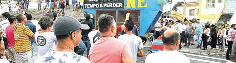 População faz manifestação em Santa Luzia MG pedindo eleição para prefeito