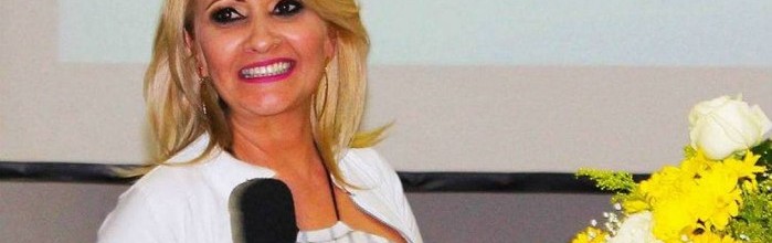 Prefeita de Santa Luzia MG desviou dinheiro da Saúde para pagar assassinato de jornalista, diz polícia